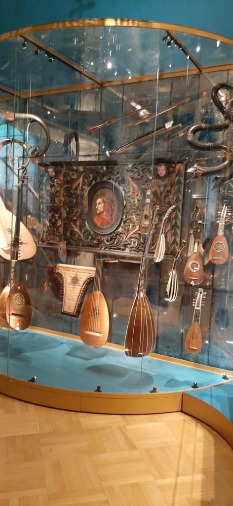 Музыкальные инструменты в Шереметьевском дворце