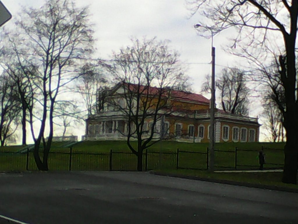 Путевой  (Деревянный) дворец в Стрельне